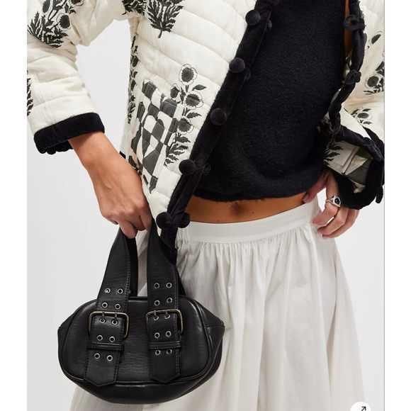 Free People Say Yes Bag NWOT Black - Picture 2 of 6